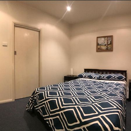 Malvern Backpackers Мельбурн Экстерьер фото