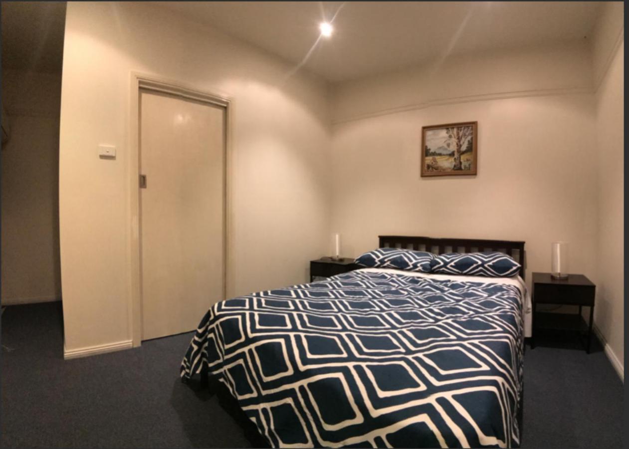 Malvern Backpackers Мельбурн Экстерьер фото