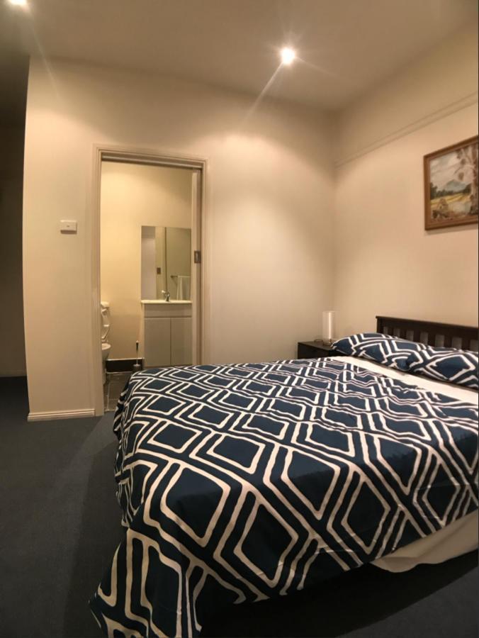 Malvern Backpackers Мельбурн Экстерьер фото